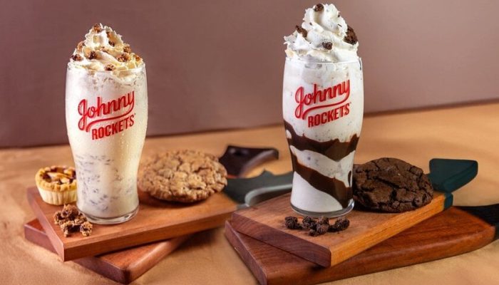 Johnny Rockets e Mr. Cheney lançam promoção 'leve 2, pague 1'