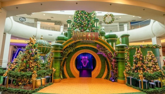 Mooca Plaza Shopping inaugura Natal temático de Wicked com experiências imersivas e espaços instagramáveis