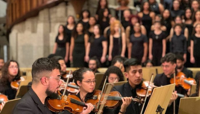 Orquestras e Coral de Heliópolis levam concertos de Natal ao Teatro Baccarelli