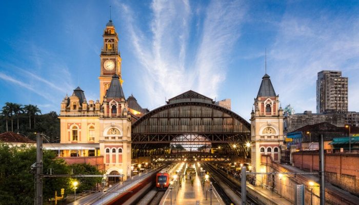 Museu da Língua Portuguesa tem programação especial em maio com shows, cinema e entrada grátis