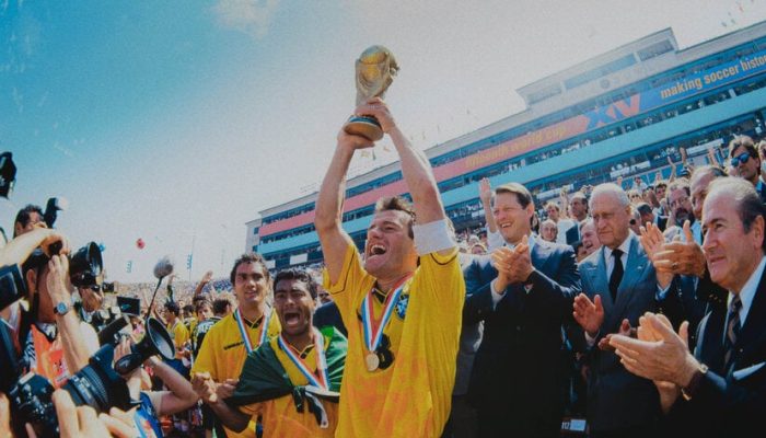 7 produções da Netflix sobre futebol para assistir antes da Copa 2026