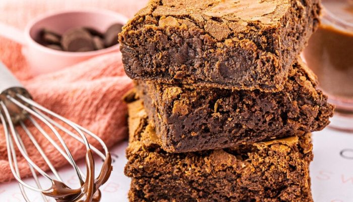 Cakess distribui mil brownies grátis e esconde prêmio de R$ 500 no Dia Mundial do Chocolate