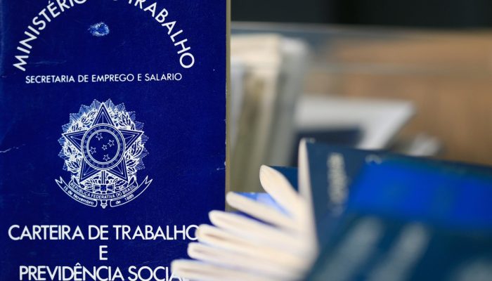 Brasil abre 85,8 mil vagas de trabalho com carteira assinada em novembro | Brasil