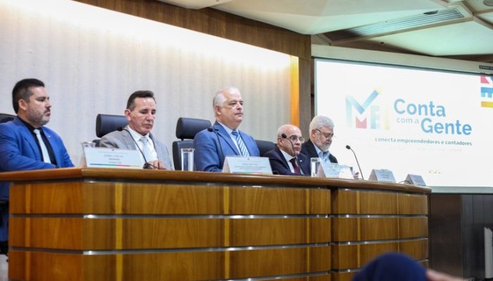 presidente da FENACON participa do lançamento no Ministério do Empreendedorismo – Sistema FENACON