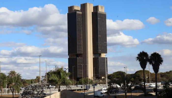 Retorno da Vivo, futuro do BB e o que esperar da Selic; veja os destaques da semana
