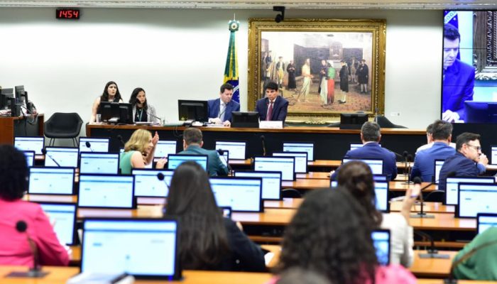 CCJ da Câmara aprova regra para dissolver casamento em caso de morte presumida de cônjuge