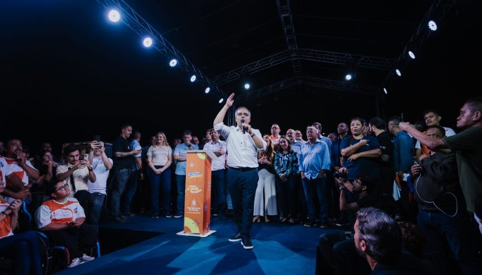 Marcelo Lima inaugura 1ª Ponte Estaiada com show de drones e presença do governador 