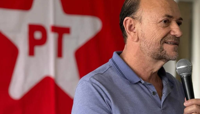 “Não debatemos adversário, debatemos nosso governo”, diz presidente do PT