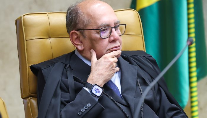 Gilmar lembrou série de desafios enfrentados pela democracia brasileira nos anos recentes e disse que julgamento de Bolsonaro é histórico