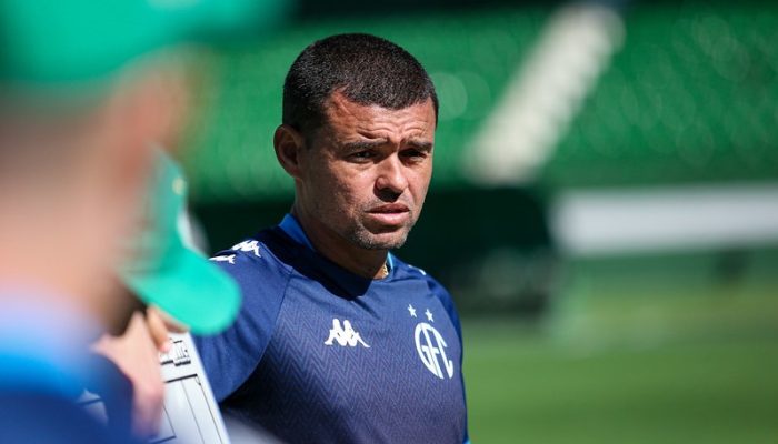 Guarani anuncia mais um reforço para a Copa Paulista e prepara time B
