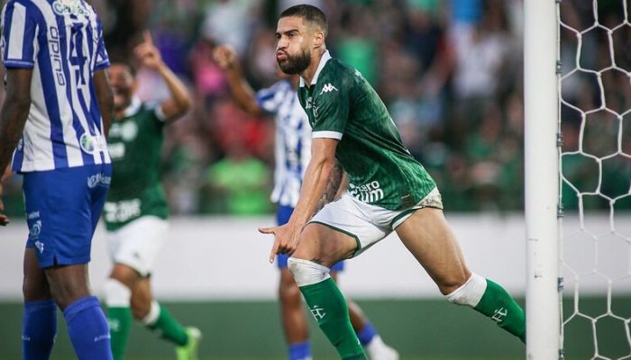 Em 2 jogos, Bruno Santos marca 3 e assume a artilharia isolada do Guarani na Série C