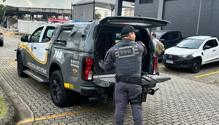 TÁTICO OSTENSIVO RODOVIÁRIO PRENDE FORAGIDA DA JUSTIÇA PELA INTERPOL NAS PROXIMIDADES DA RODOVIA ANCHIETA