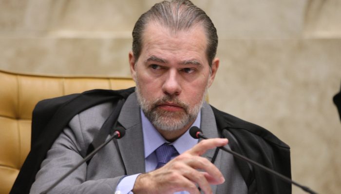 OAB pede a Fachin fim do inquérito das fake news no STF, investigação que dura 7 anos