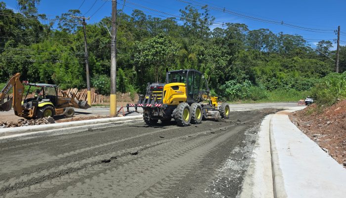 Nova alça de acesso no bairro Santa Luzia em Ribeirão Pires facilita circulação de veículos