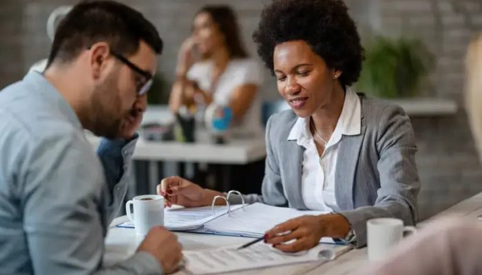Micro e pequenas empresas lideram contratação de mulheres e apresentam menor disparidade de renda – Sistema FENACON