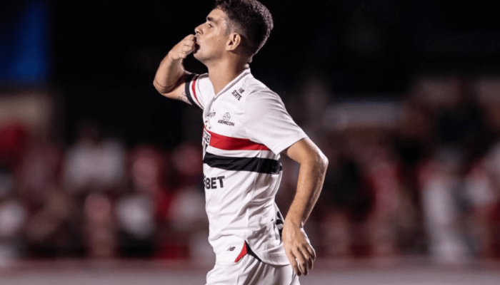 Síncope vasovagal: entenda diagnóstico do jogador Oscar, do São Paulo