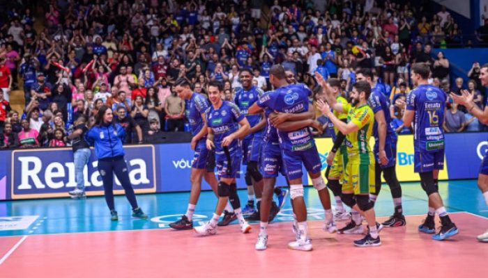 Vôlei Renata vence e encerra 1º turno na liderança da Superliga