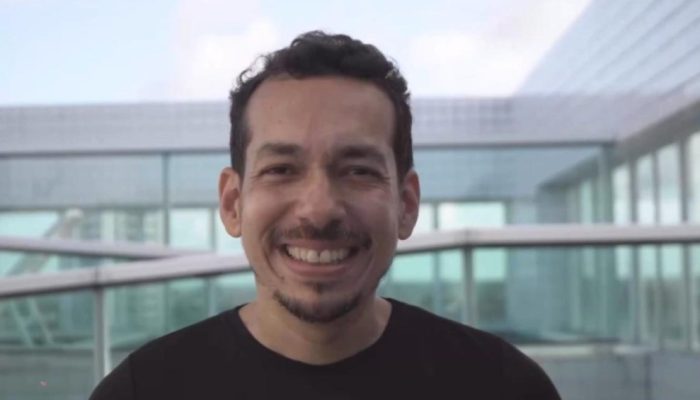 “Não há mais sinal do câncer”, diz jovem que fez tratamento inovador