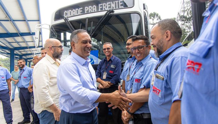 Marcelo Lima congela passagem de ônibus em São Bernardo
