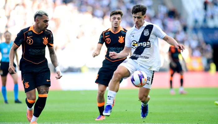 Com gols no segundo tempo, Ponte Preta é derrotada pelo Corinthians na estreia do Paulistão