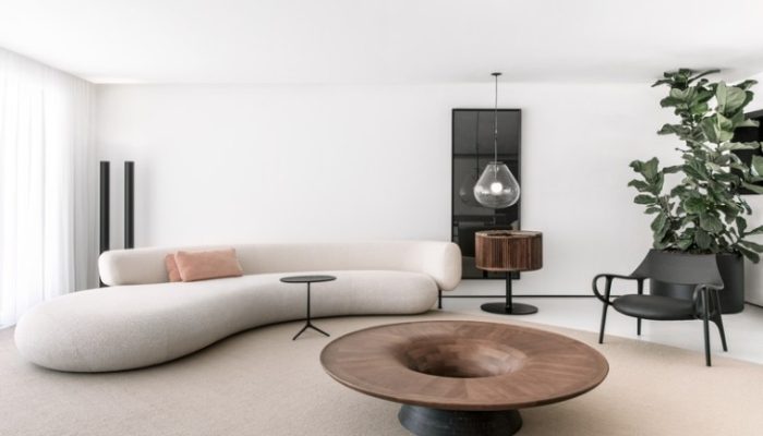 Showroom da Jader Almeida em Campinas apresenta ícones do design contemporâneo