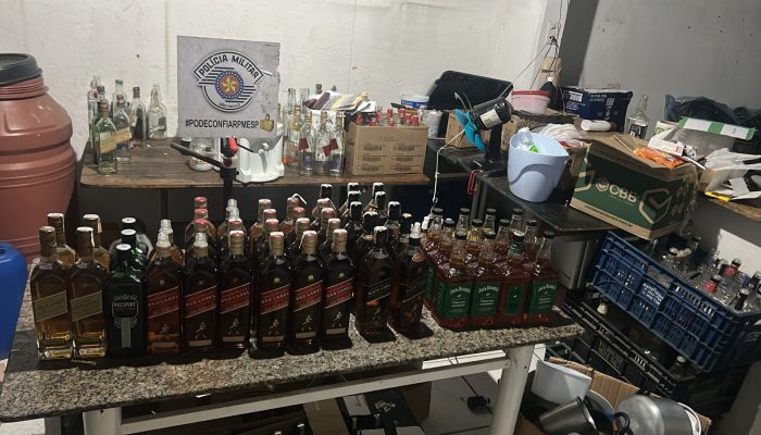 PM descobre fábrica de bebidas falsificadas e prende mulher foragida em Sumaré