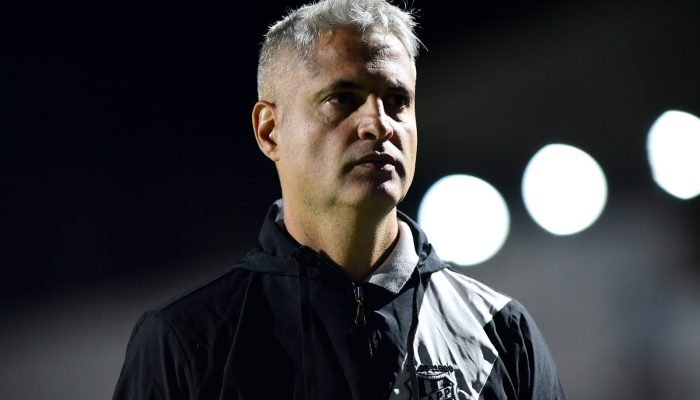 Rodrigo Santana pede demissão e Ponte Peta busca substituto