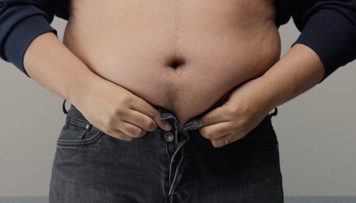 Barriga de cortisol: por que você pode ganhar peso em situações de estresse