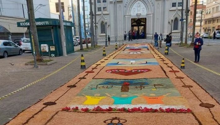 Catedral e Carmo concentram celebrações de Corpus Christi em Campinas