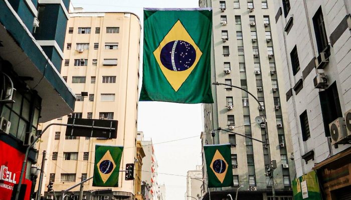 Brasil investe pouco e crescerá cada vez menos