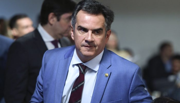 Ciro Nogueira diz que não transferiu terreno vendido a empresa de fundo da Refit