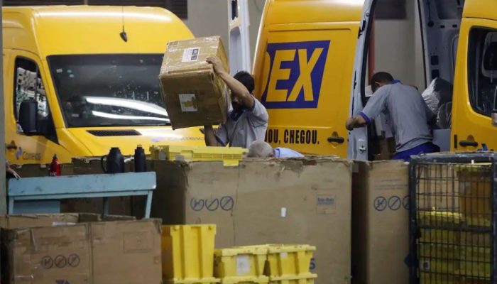 Correios têm prejuízo de R$ 2,64 bilhões no segundo trimestre | Empresas