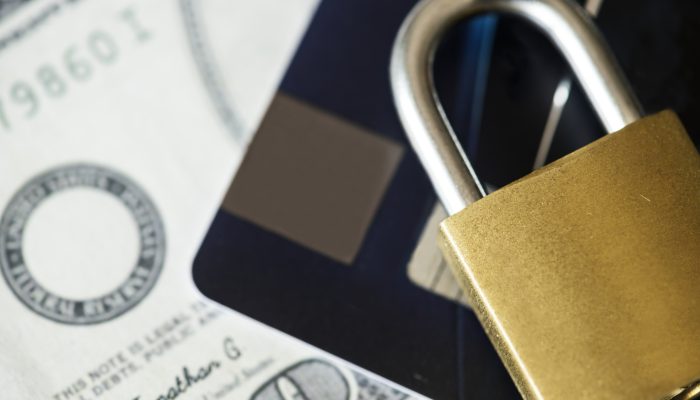 Banco não é responsável por conta congelada pela Justiça