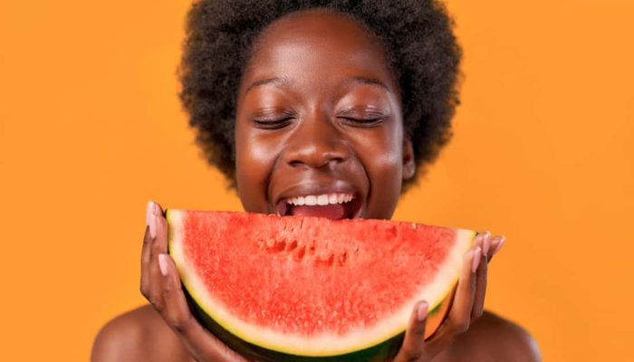 Alimentos que ajudam a diminuir o risco de depressão, segundo estudo