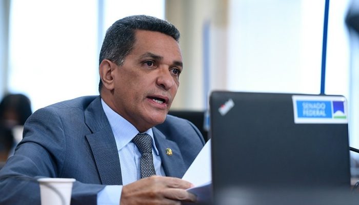 Projeto disciplina trabalho aos domingos e feriados no comércio – Sistema FENACON