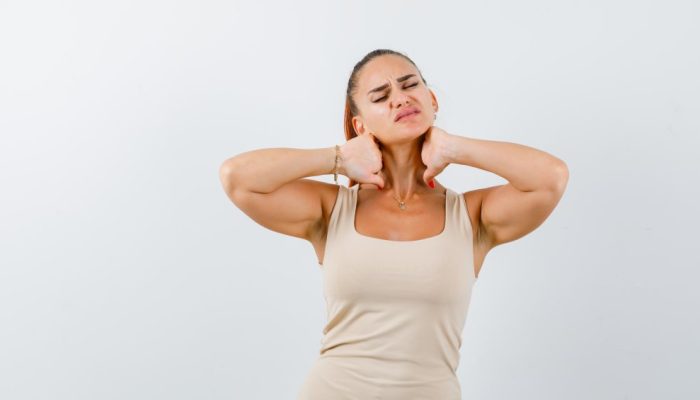 Dor no pescoço: 5 motivos comuns e quando se preocupar