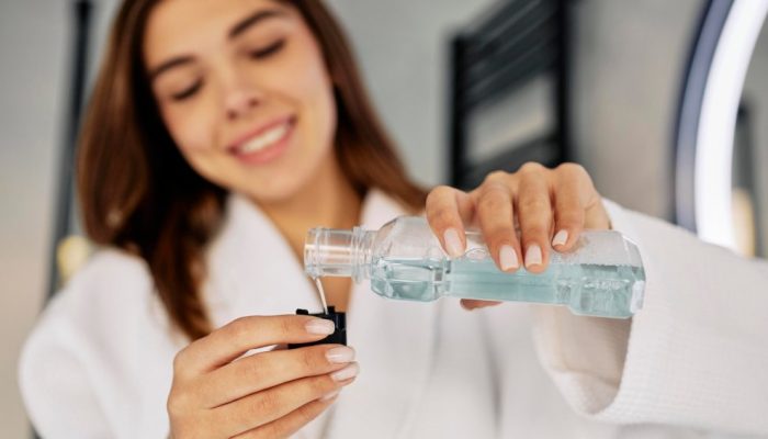 Enxaguante bucal é essencial? Saiba para que...