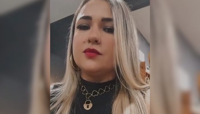 1 de 2Mulher que morreu em acidente na BR-060, em Goianápolis, Goiás, era alegre e mãezona: "Fazia de tudo para o filho", diz amiga — Foto: Reprodução/Instagram de Lorena Monique