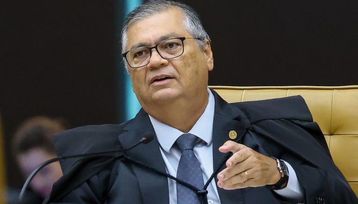 Dino fratura o pé e não vai ao Fórum Jurídico de Lisboa | Política