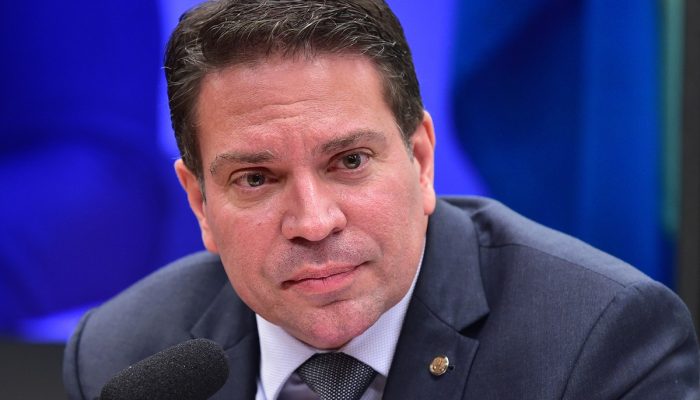 Ramagem foi golpista, está condenado e tem que voltar para cumprir sua pena, diz Lula | Política