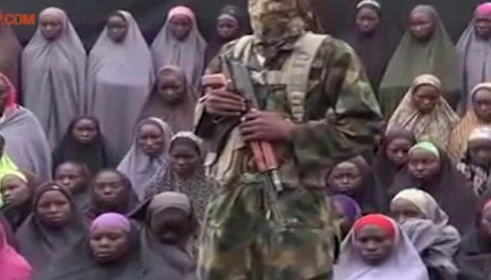 EUA atacam posições do grupo Estado Islâmico no norte da Nigéria | Mundo