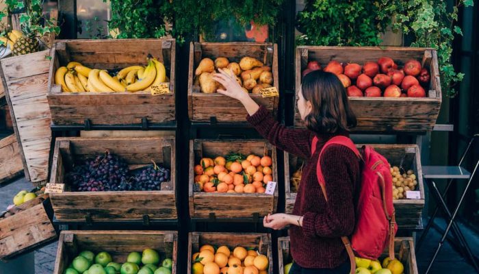 Fruta esquecida no mercado ajuda a controlar a pressão e o açúcar no sangue
