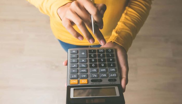 Estudo revela hábito financeiro simples que traz felicidade, mesmo com pouca renda