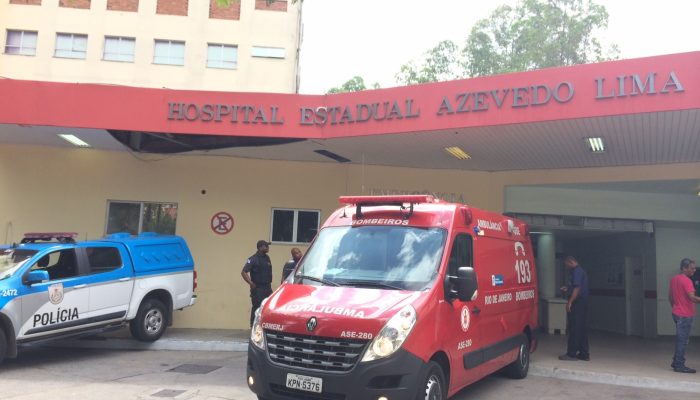 1 de 2Grupo invadiu hospital de Niterói e resgatou traficante — Foto: Gabriel Barreira/G1