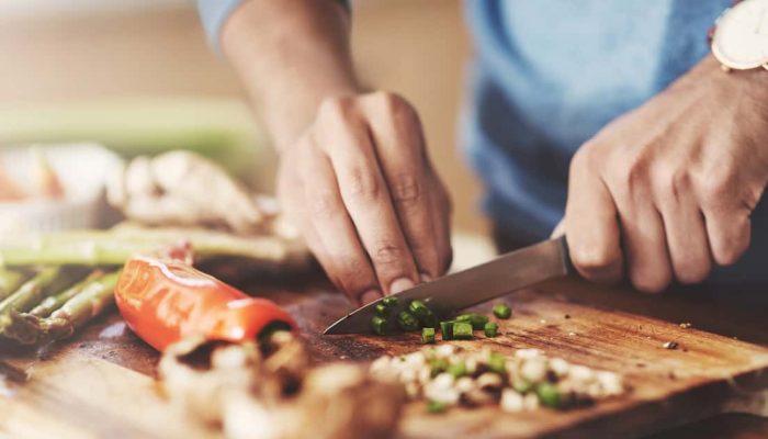 Estudo feito nos EUA revela melhor tábua de corte para a cozinha
