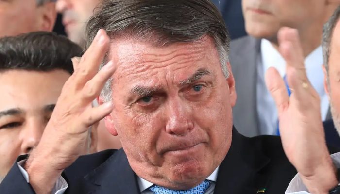 “Estou inelegível, mas não desisti”