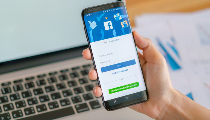 Facebook indenizará usuário por descumprir decisões