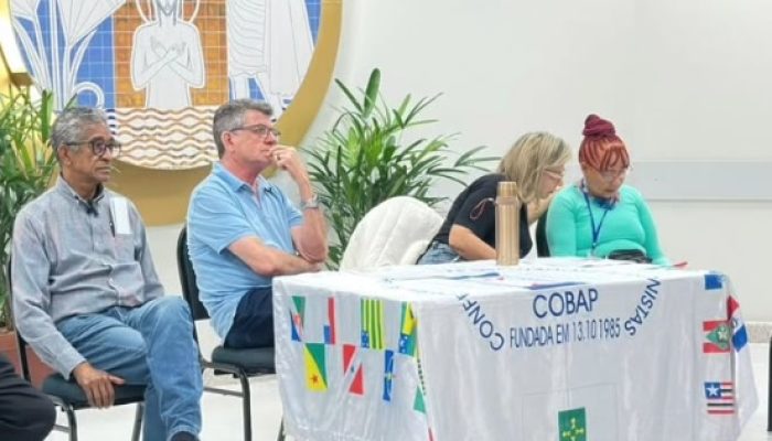 Vicentinho participa da Missa dos Aposentados e reafirma compromisso com reajuste justo