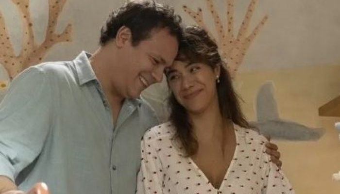 Baseado no best-seller sobre desafios da maternidade de Thaís Vilarinho, “Mãe Fora da Caixa” chega aos cinemas