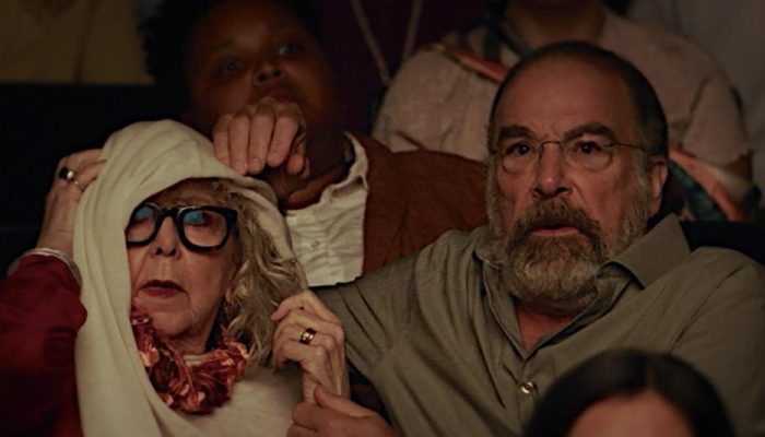 1 de 2Mandy Patinkin e sua mulher, Kathryn Grody: piloto narra as experiências de um casal que está junto há décadas — Foto: Divulgação
